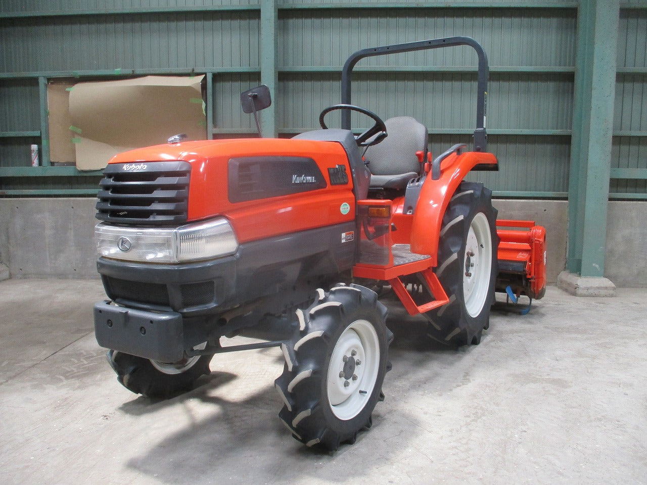 SOLD OUT】クボタ トラクター KL25 25馬力 パワステ 自動水平 Uシフト