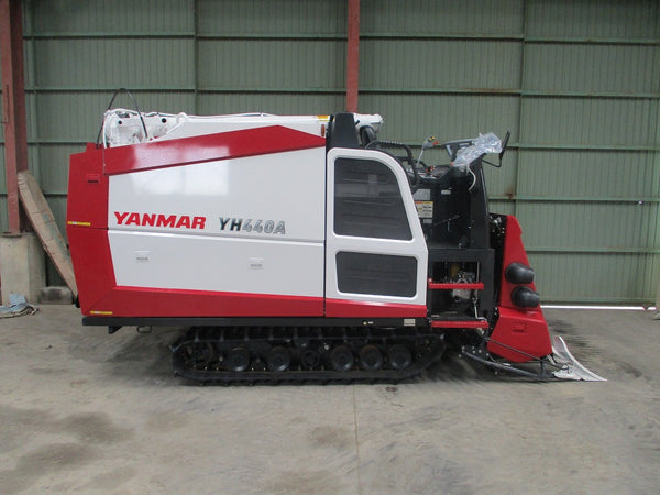 ヤンマー4条刈りコンバインYH440A