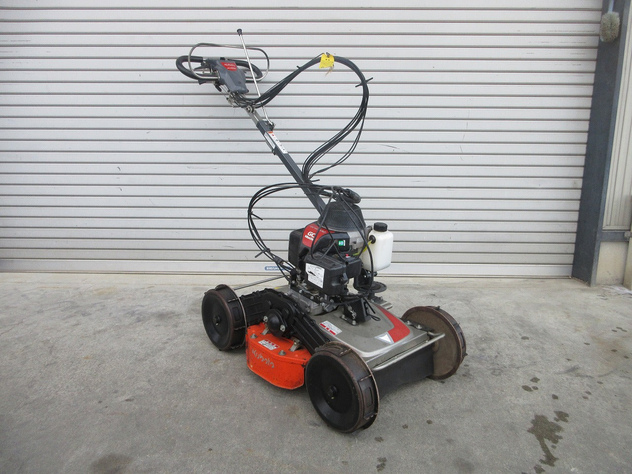 久保田モア クボタ 草刈機 スパイダーモア GC-M500 | のうき屋 ONLINE STORE