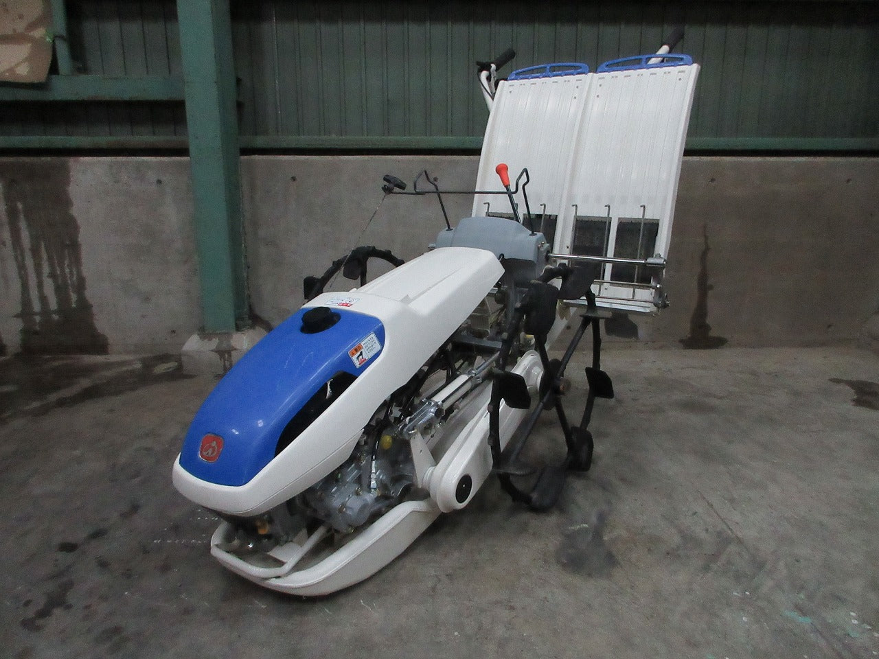 イセキ 歩行型2条 田植機 PC2S-70K 2.4馬力さな え 手押し 実動品 イセキ 歩行型2条 田植機 PC2S-70K 2.4馬力さな え 手押し 実動品