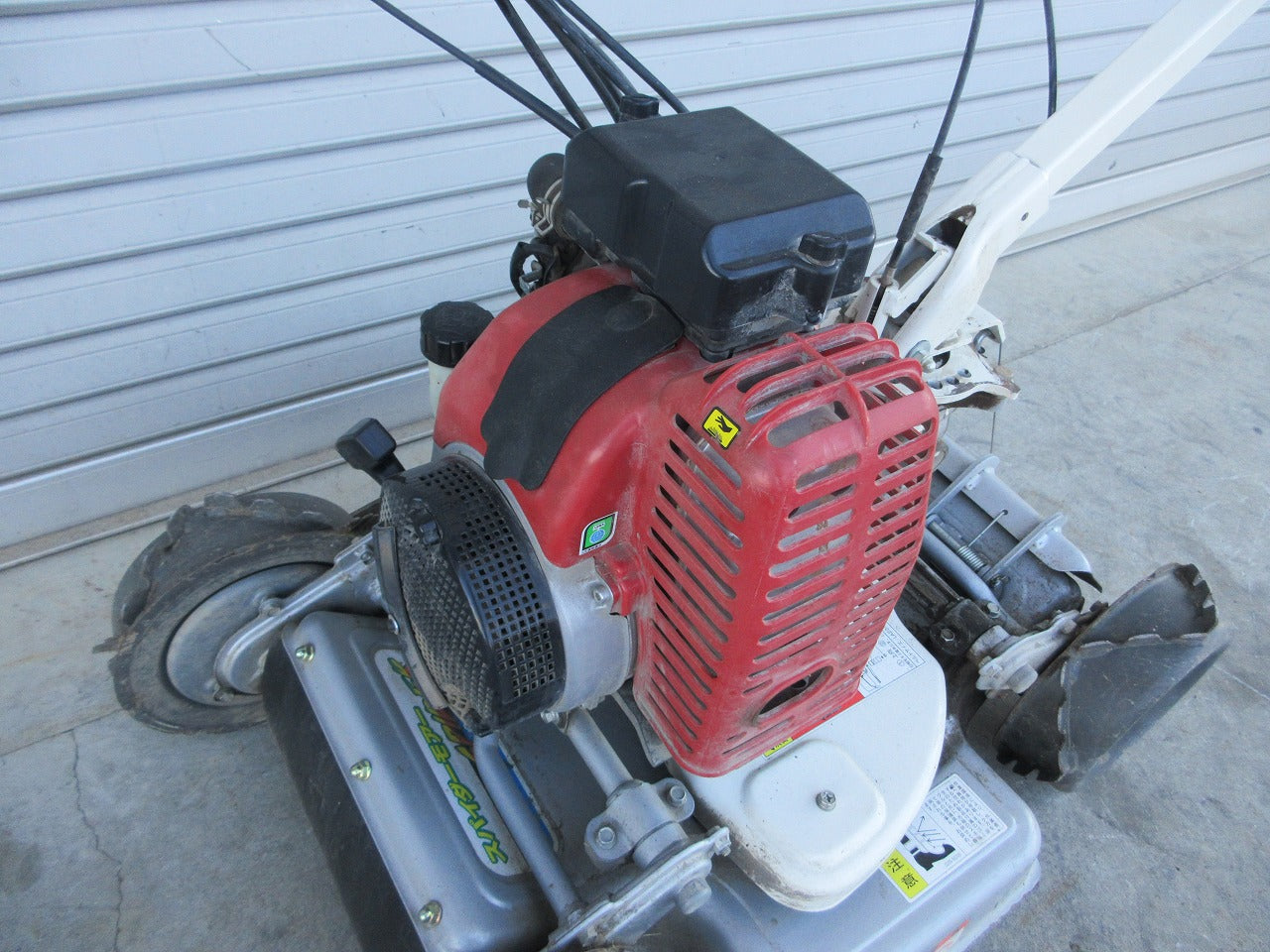草刈り機　オーレックスパイダーモア　SP８５１A　４WD 15-639_ji.jpg