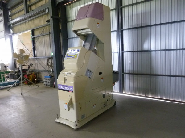 山本製作所(サタケ) 色彩選別機 YFG-2000 204h