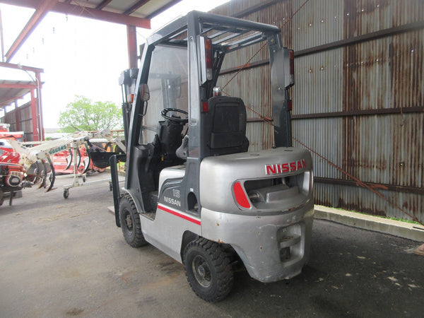 日産 1.5t  フォークリフト NL01