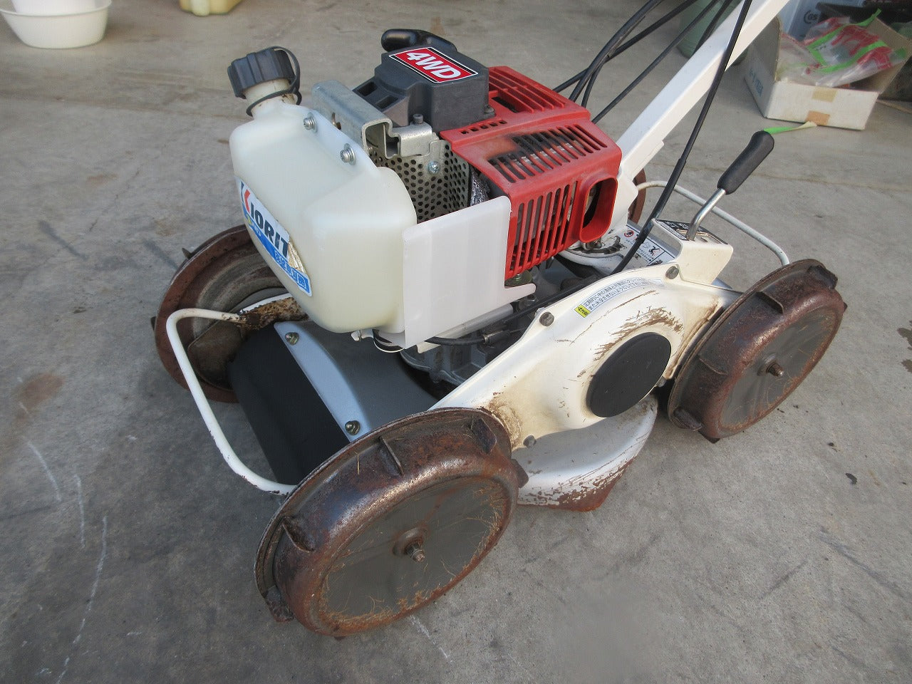 共立 自走斜面草刈機 スパイダーモア AZ300A | のうき屋 ONLINE STORE