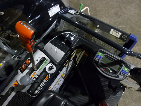 イセキ 4条刈り コンバイン HFR442G