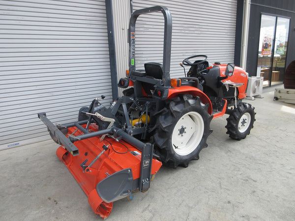 クボタ 21馬力 トラクター NB21-MA