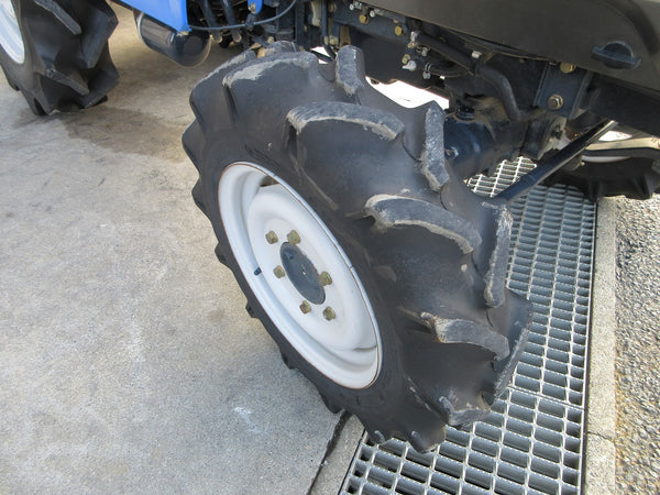 イセキ トラクター 22馬力 TF223F-UQ