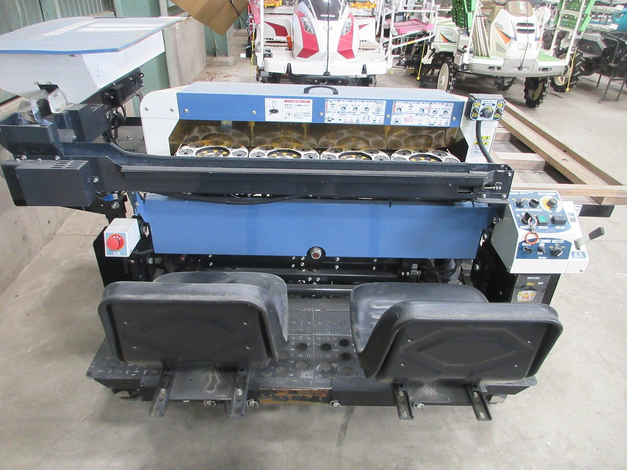 ササキ 乗用型にんにく植付機 NU425 | のうき屋 ONLINE STORE
