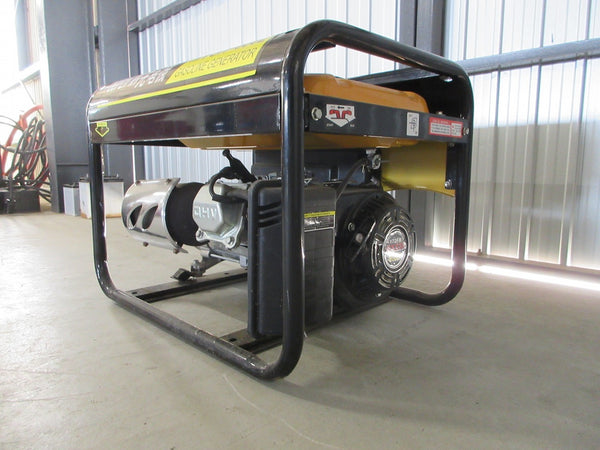 SUPER MV 三相200V 発電機 MVGH-0802