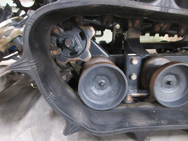 イセキ 2条刈り コンバイン HVB211G-EZKHWC