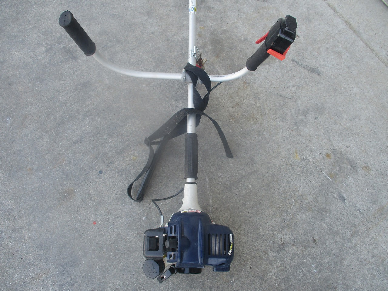 丸山製作所 KC230NX 刈払機 BIGーM エンジン刈払機 排気量23cc KC230NX の通販