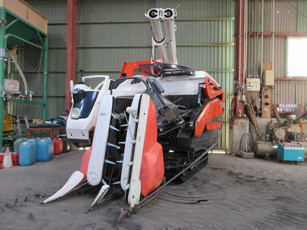 クボタ 2条刈り コンバイン AR218-GHDW