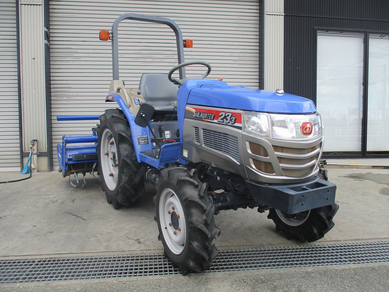 旭川発☆最落なし！トラクター！イセキ！型式：SF105！4WD！ディーゼル 