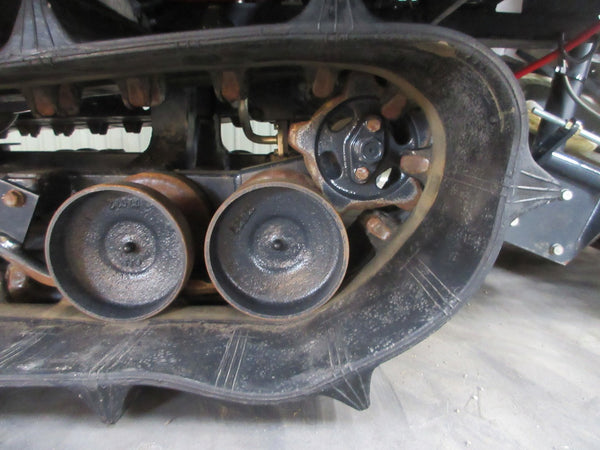 イセキ 2条刈り コンバイン HVB211-KHWC