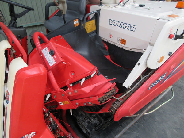 ヤンマー 2条刈り コンバイン GC215
