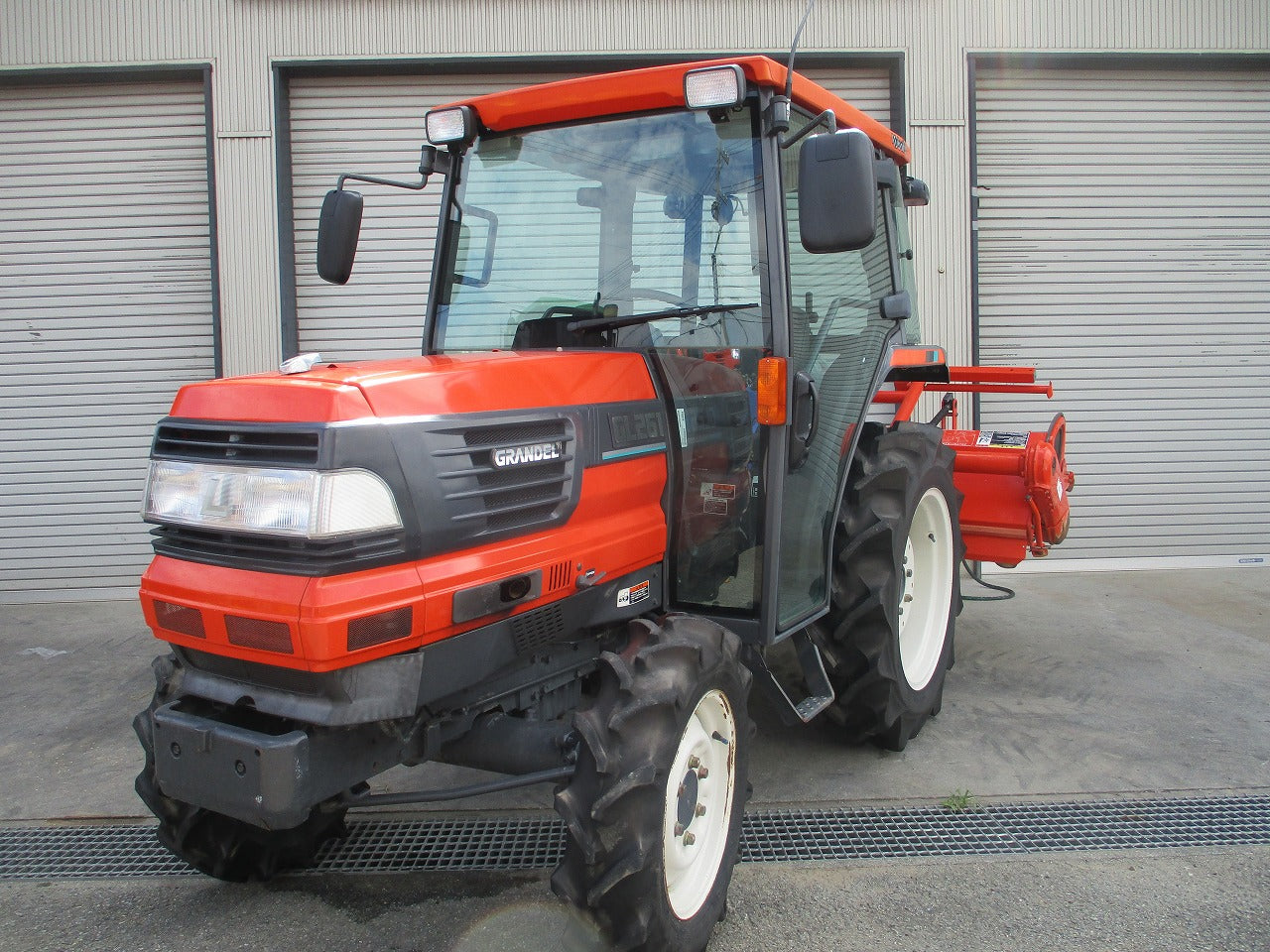 □クボタ(コムソン) 2条刈りコンバイン NR-J211(AR211)□三重発