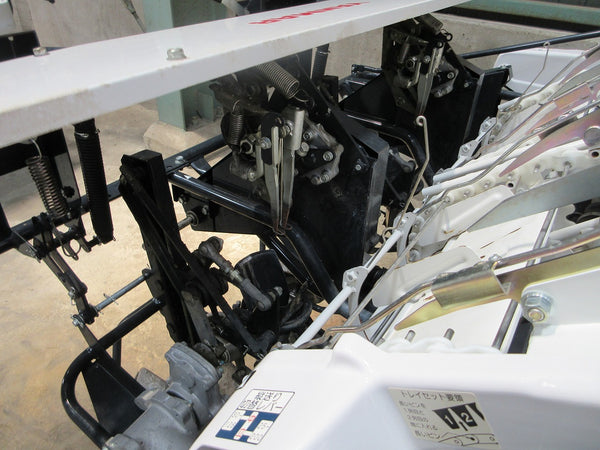 ヤンマー 乗用野菜移植機 PW20R