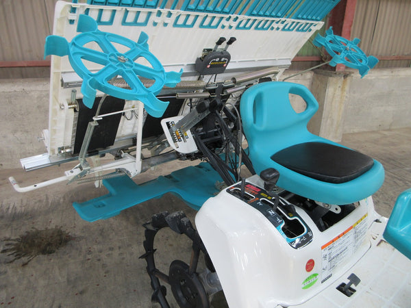 クボタ 田植え機 4条植え EP4-D