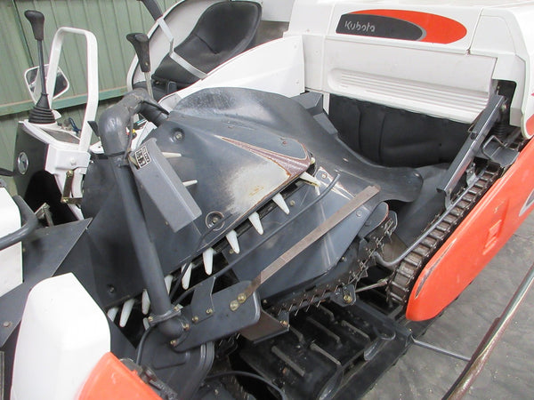 クボタ 3条刈り コンバイン AR317GLW