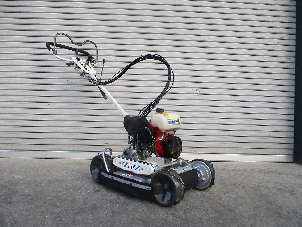 草刈機　オーレック　スパイダーモアー　SP650A　SP851　SP850 スパイダーモア SP853A 畦草刈機 オーレック 自走式 草刈機 斜面 法面