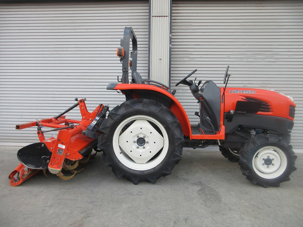 クボタ トラクター 24馬力 T245D