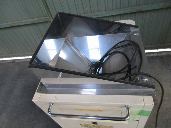 金子（イセキ）色彩選別機　AK-M350