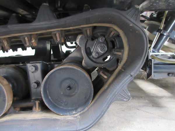 イセキ 2条刈り コンバイン HVZ215G-ZKWC