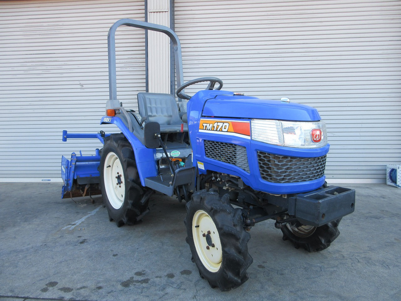 ISEKI 175 トラクター 耕運機付き ISEKI 175 トラクター 耕運機付き トラクタ作業機 | 商品情報 | 井関