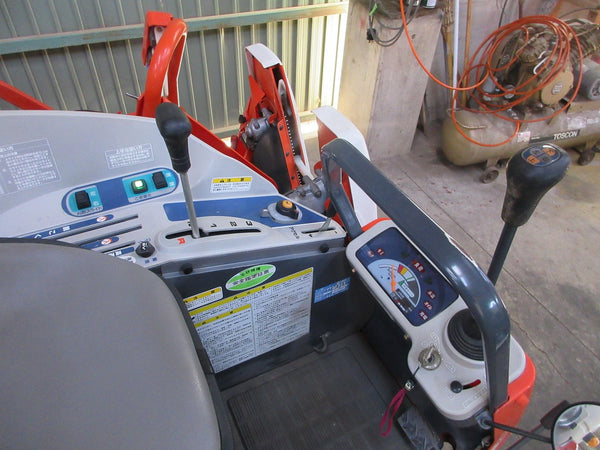 クボタ 2条刈り コンバイン R216S-DLW