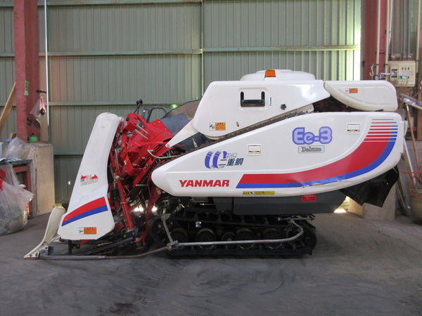 ヤンマー 2条刈り コンバイン Ee-3