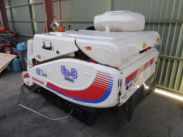 ヤンマー 2条刈り コンバイン Ee-3