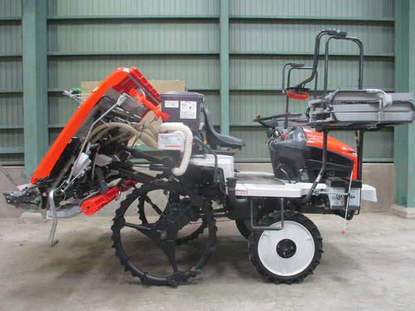 クボタ 6条植え田植え機 NW6-F